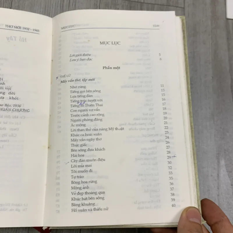 Thơ mới 1932 1945 tác giả và tác phẩm. 2a1 746966