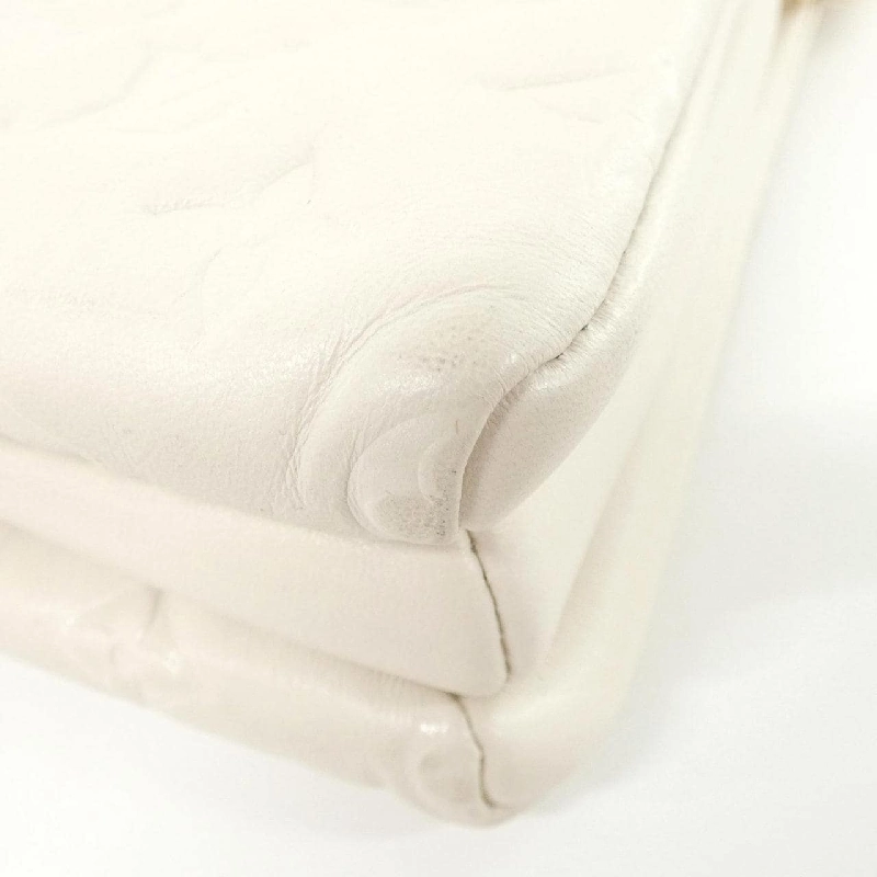 Túi xách vai Louis Vuitton Coussin PM M57793 612261