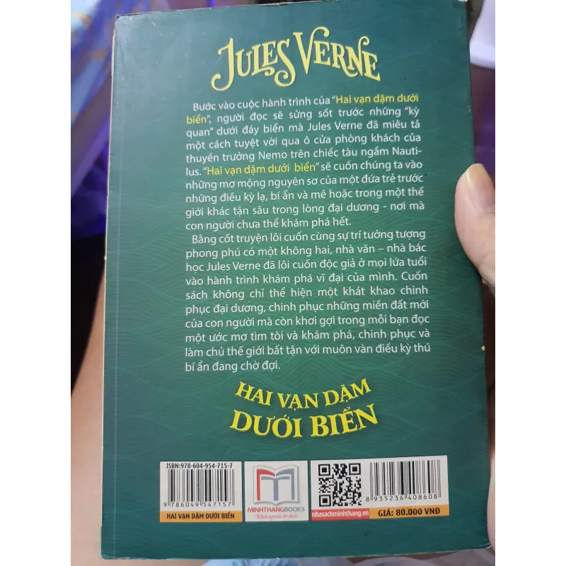 Hai vạn dặm dưới biển  926007