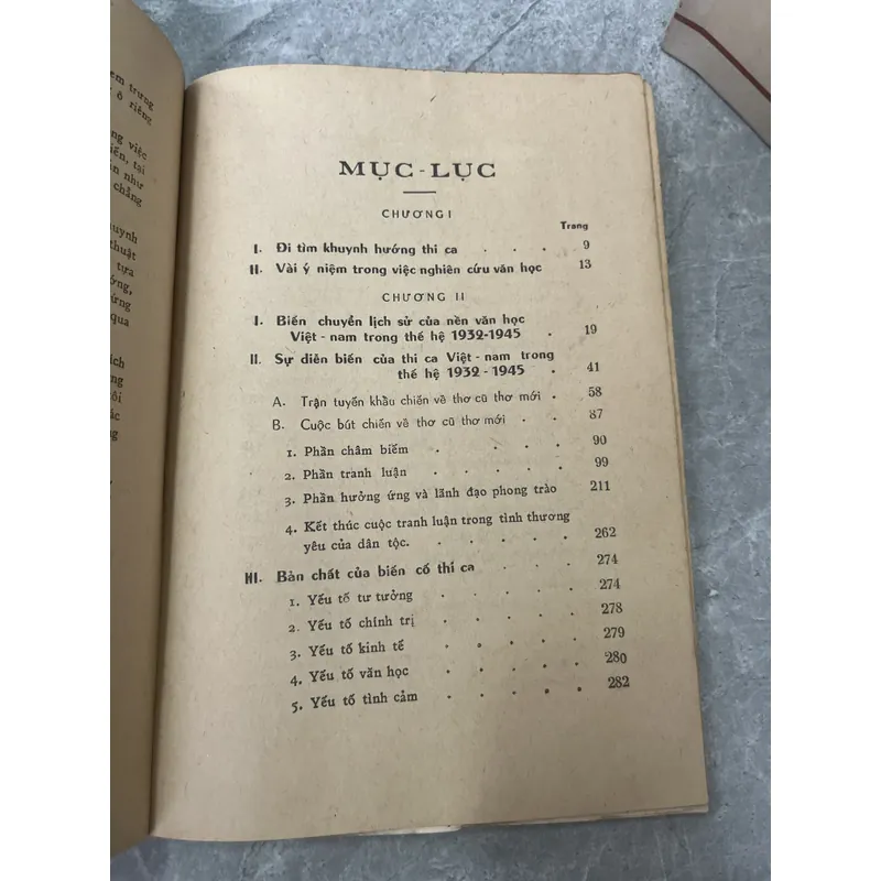 VIỆT NAM THI NHÂN TIỀN CHIẾN & KHUYNH HƯỚNG THI CA TIỀN CHIẾN - NGUYỄN TẤN LONG 717060