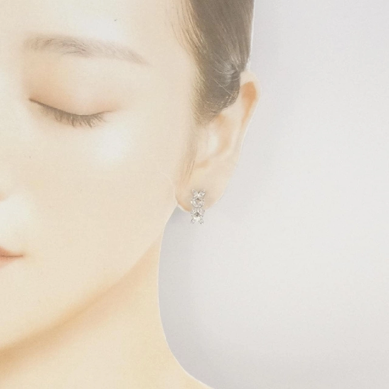 Bông tai kim cương Mikimoto 0.16CT 665536