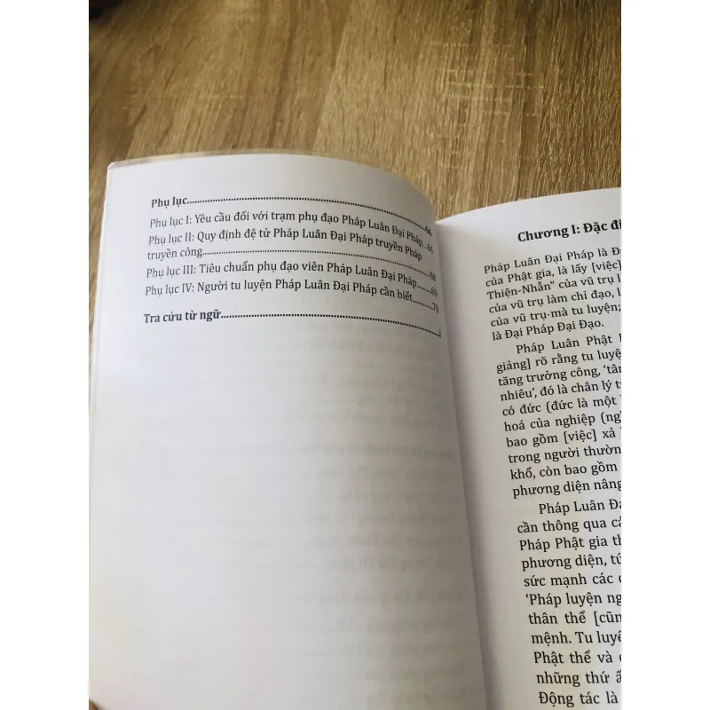 Combo 2 cuốn pháp luân đại pháp - chuyển pháp luân 1022496