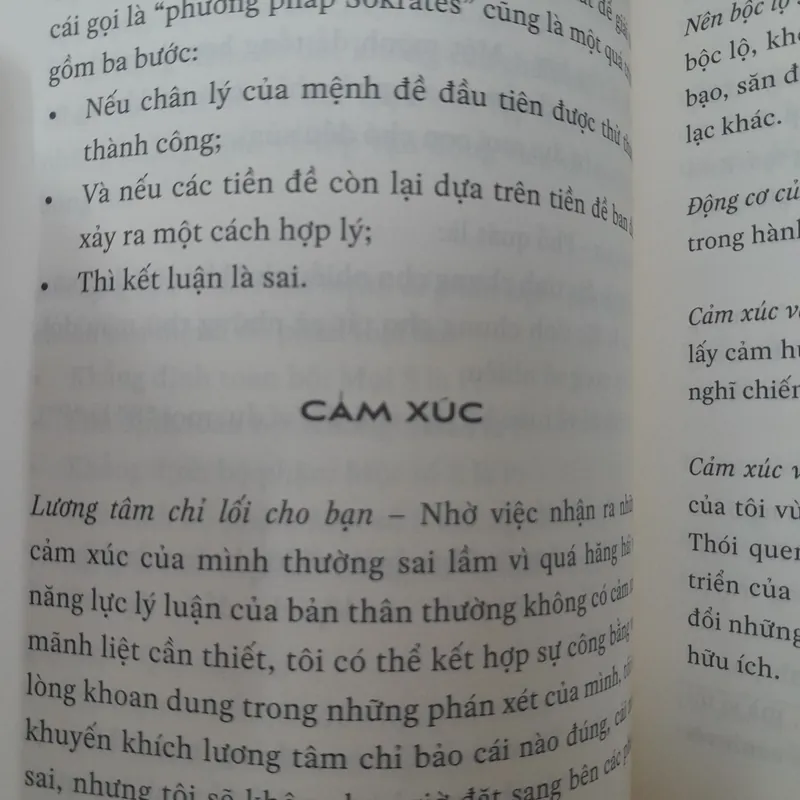 Lý Tiểu Long -Tư duy phi thường. Striking thoughts 577668