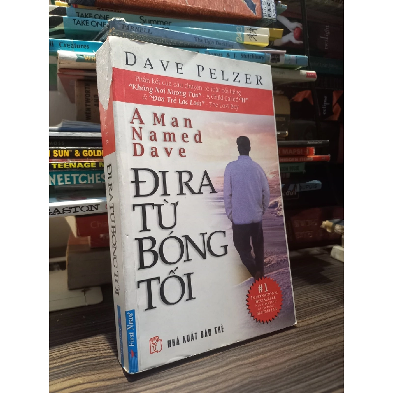 Đi ra từ bóng tối - Aman Named Dave 409720