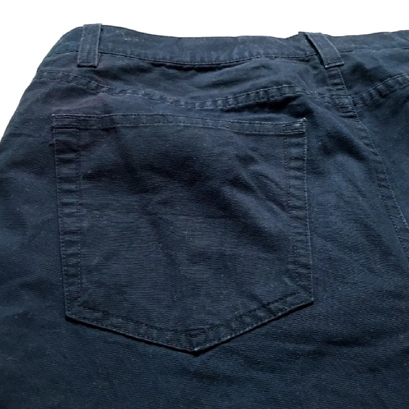 Quần short kaki Forever 21 size 31 màu xanh dương đẹp như mới 11091