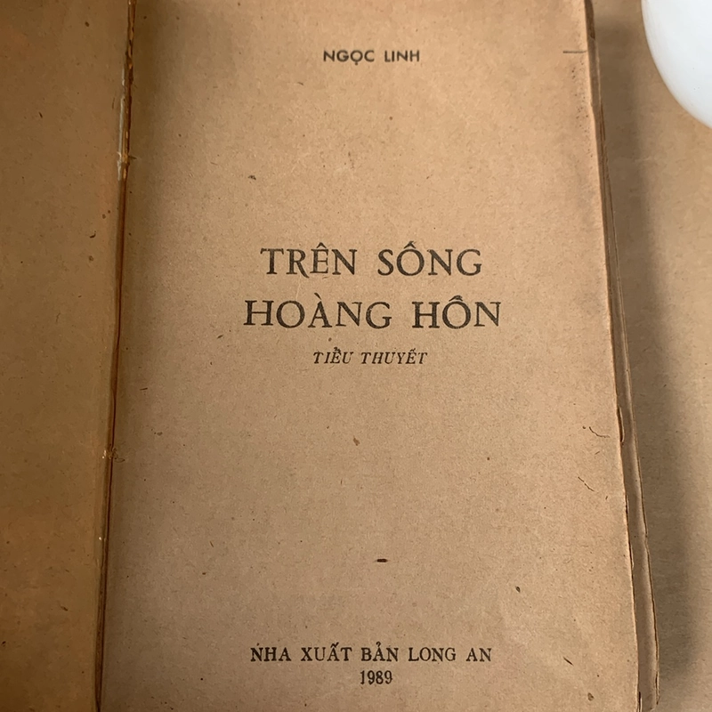 Trên sông hoàng hôn, Ngọc Linh  358070