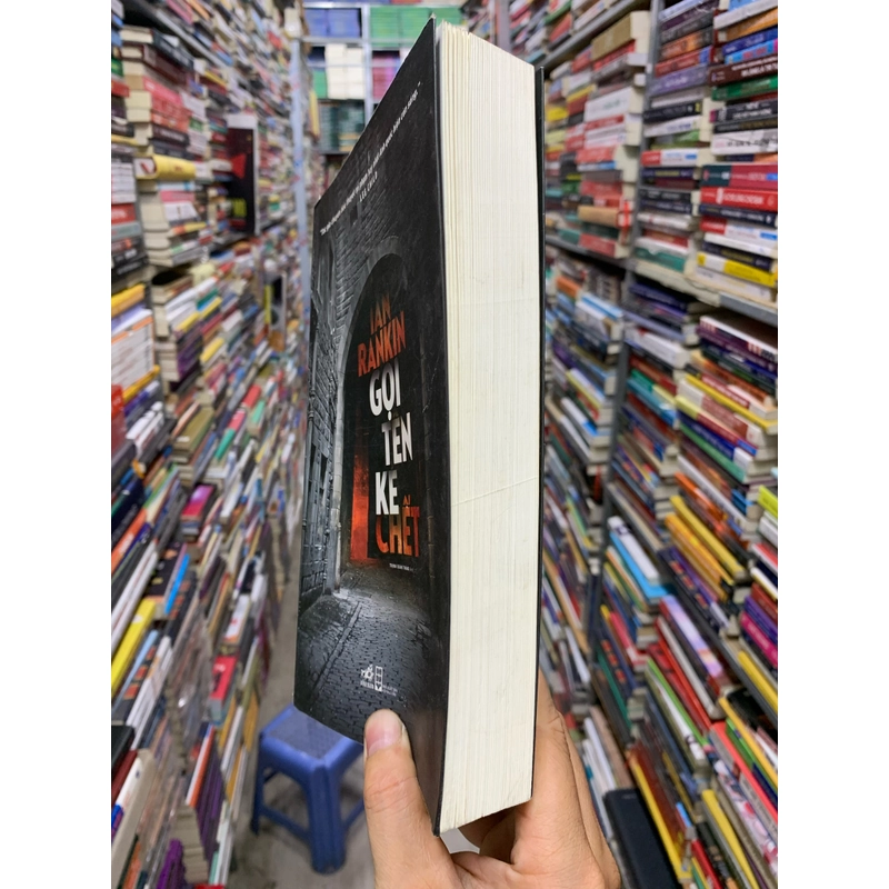 Gọi tên kẻ chết - ian rankin. 999 458178