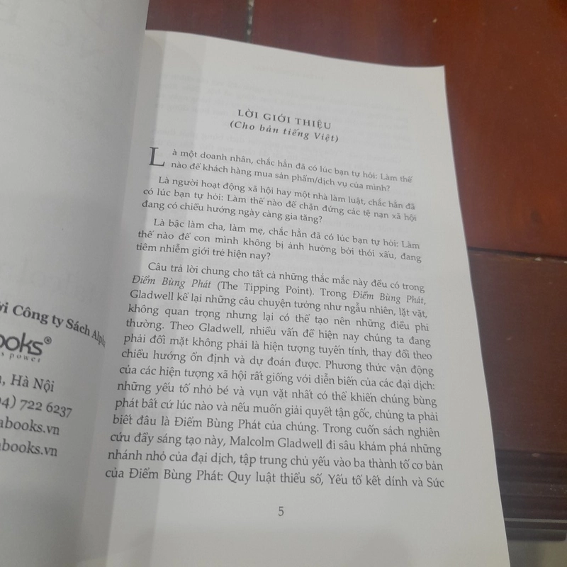 Malcolm Gladwell - ĐIỂM BÙNG PHÁT. Làm thế nào những điều nhỏ bé tạo nên sự khác biệt...? 381459