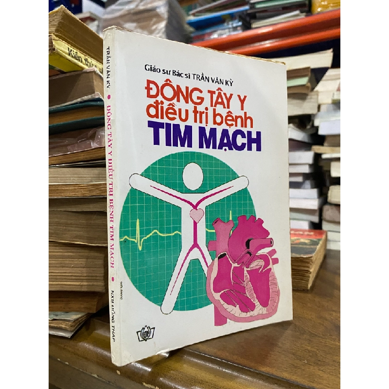 Đông tây y điều trị bệnh tim mạch - Trần Văn Kỳ 128022