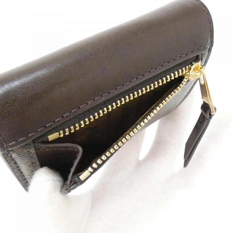 【Sản phẩm mới】Tory Burch T Monogram Canvas Coated Small Envelope 165026 Ví 622105