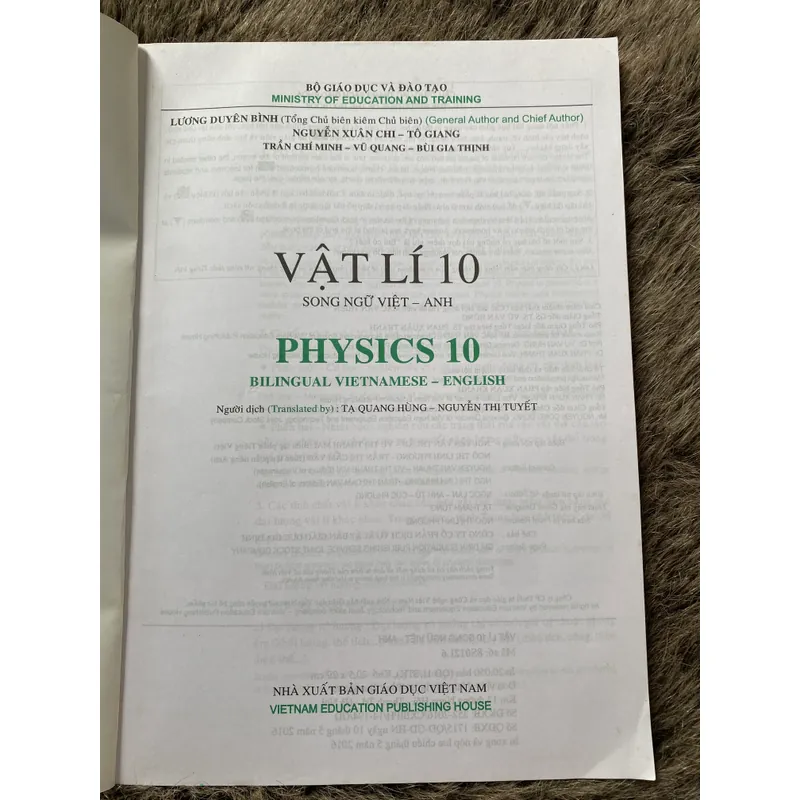 (Song ngữ) Vật Lí 10 song ngữ Việt Anh 603164