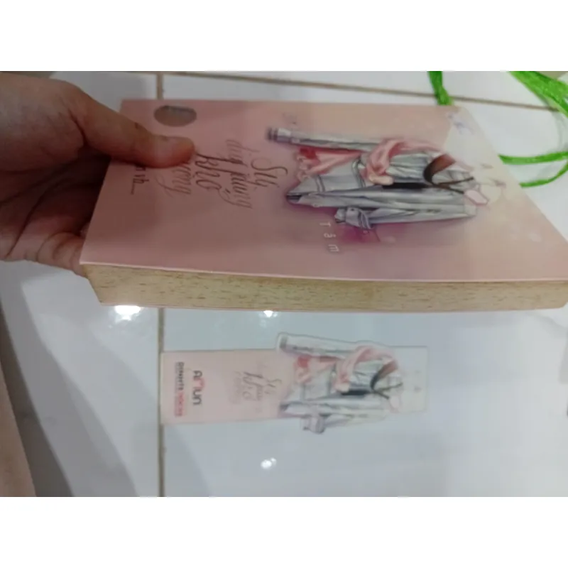 Sách Sự dịu dang khó cưỡng 1026376