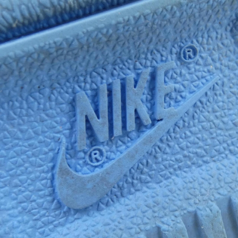 Giày thể thao NIKE 655782