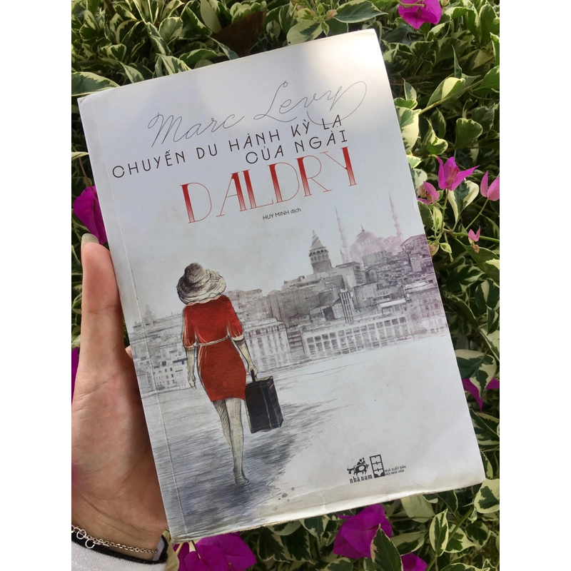 Chuyến du hành kỳ lạ của ngài Daldry Marc Levy 531473