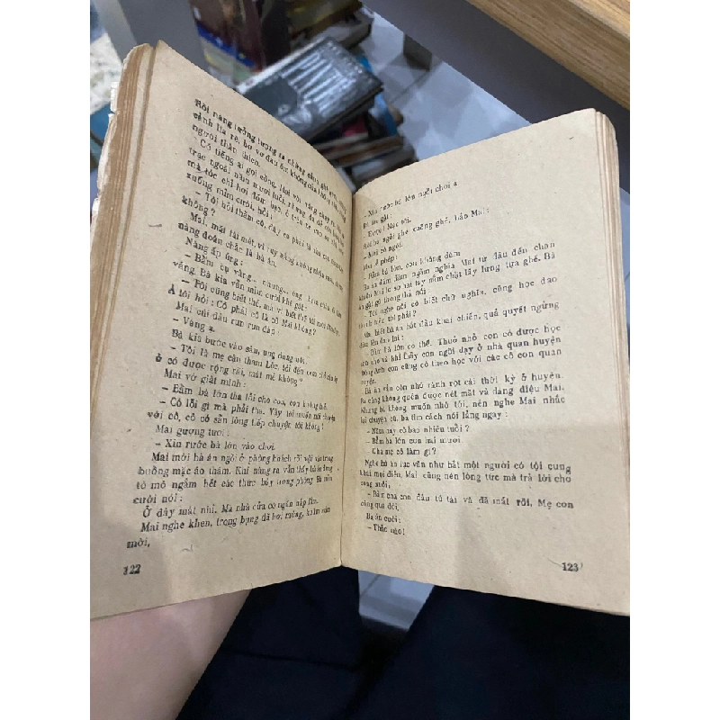Nửa chừng Xuân - Khái Hưng 524081