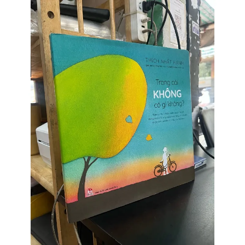 Trong cái không có gì không? - Thích Nhất Hạnh 147123