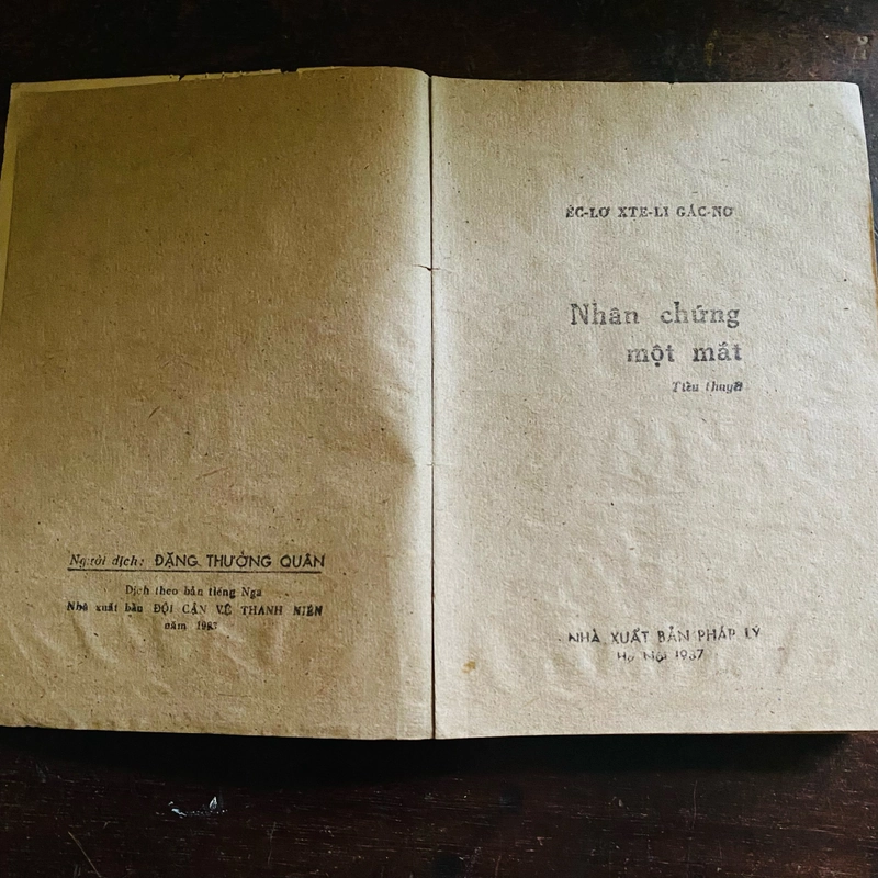Tiểu thuyết Nhân chứng một mắt - Éc-lơ Xte-li Gác-nơ 361325