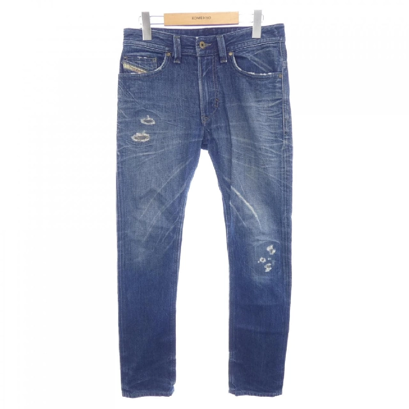 Quần jeans DIESEL - Hàng hiệu Authentic 812932
