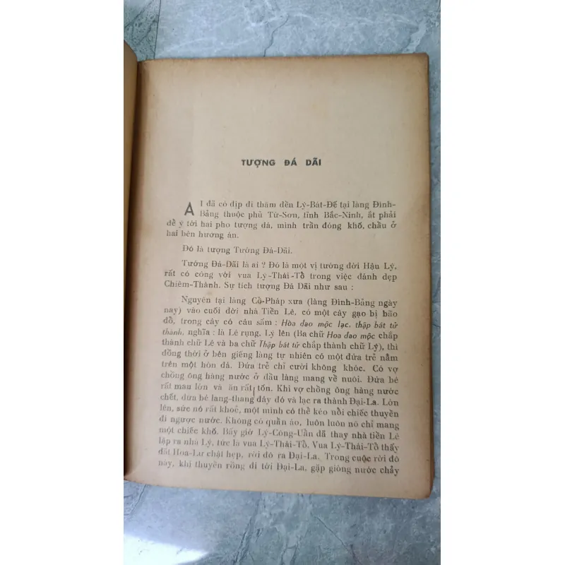 TINH THẦN TRỌNG NGHĨA PHƯƠNG ĐÔNG - TOAN ÁNH 748874