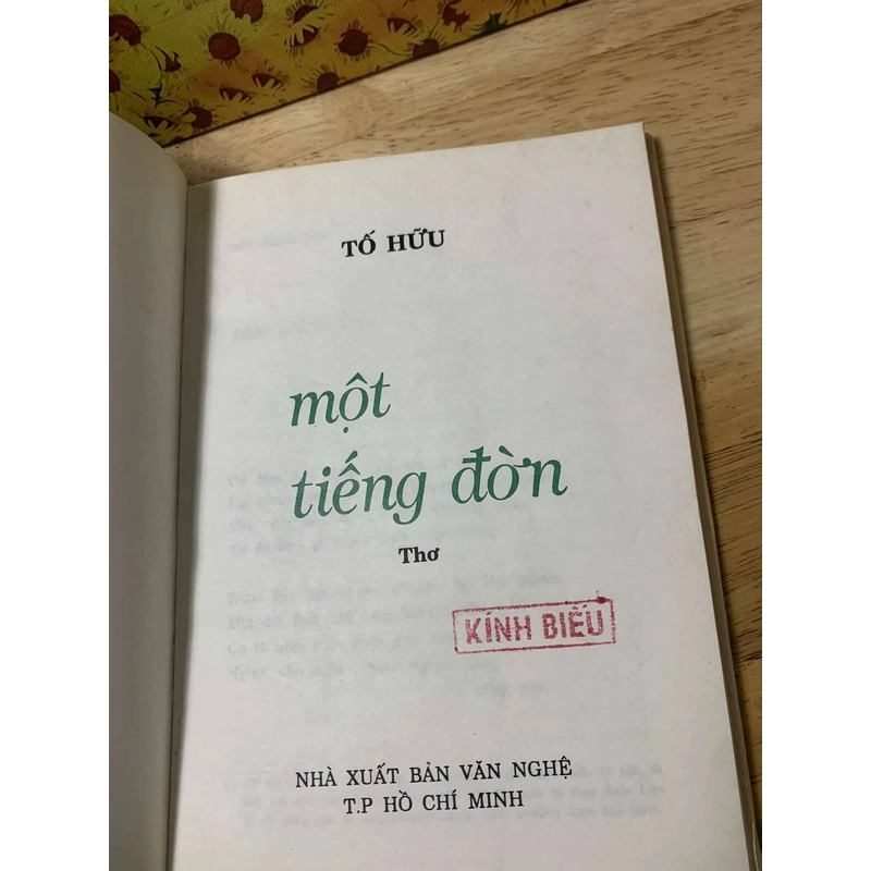 Một Tiếng Đờn - Thơ Tố Hữu - Bìa vải cứng có áo 542693