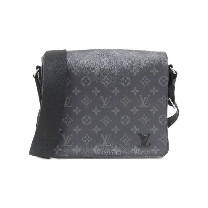 Túi đeo vai Louis Vuitton Monogram Eclipse District PM M44000 613117