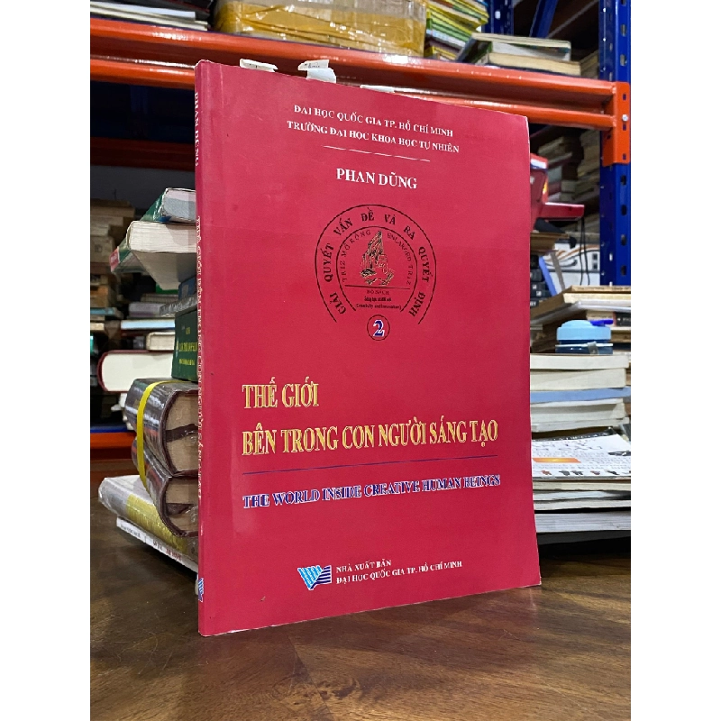 Thế giới bên trong con người sáng tạo - Phan Dũng 496600