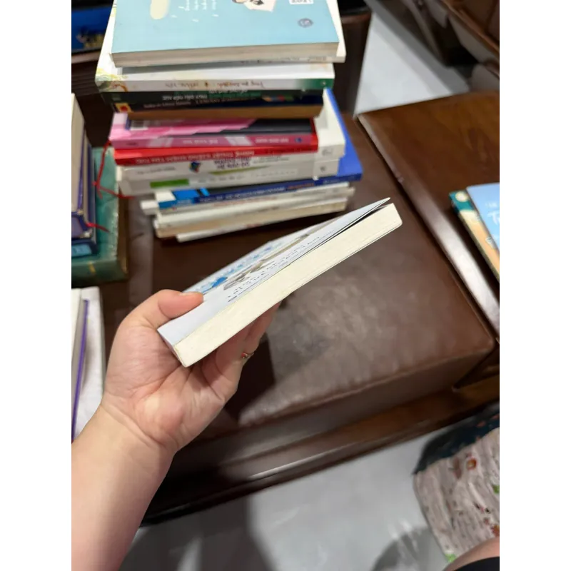 CHẠY ĐUA VỚI ROBOT – HỌC TẬP THỜI TRÍ TUỆ NHÂN TẠO (JOSEPH E. AOUN)- K4 1019474