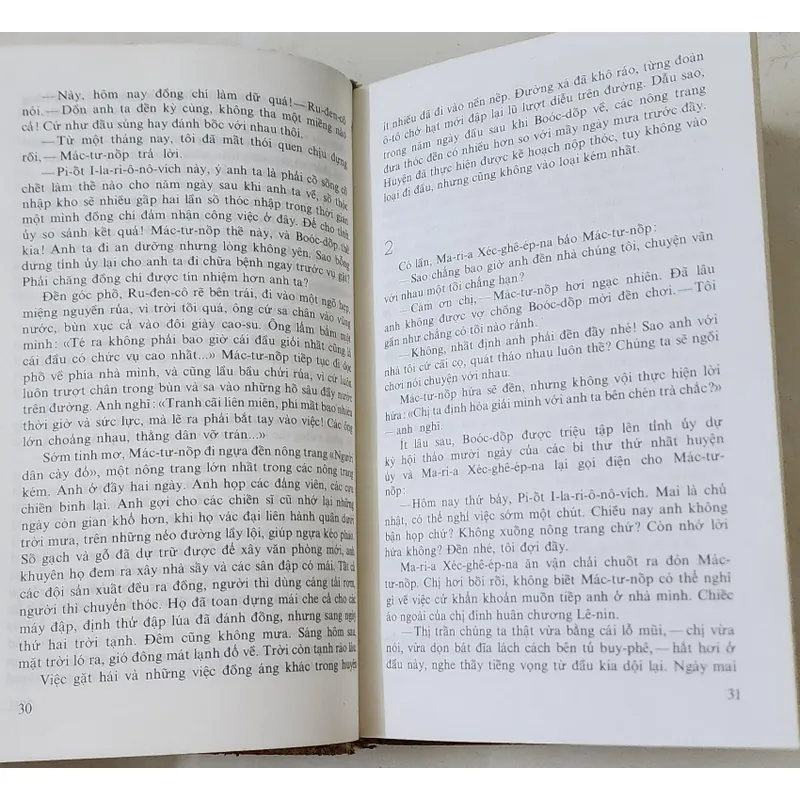 CHUYỆN THƯỜNG NGÀY Ở HUYỆN 703928