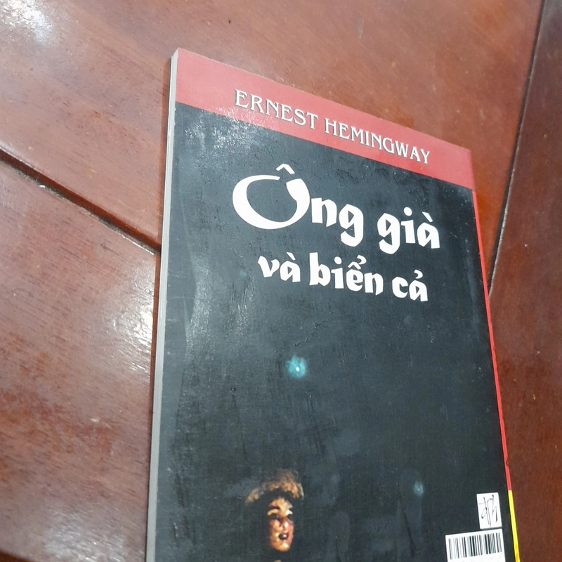 ERNEST HEMINGWAY - Ông già và Biển cả 498623