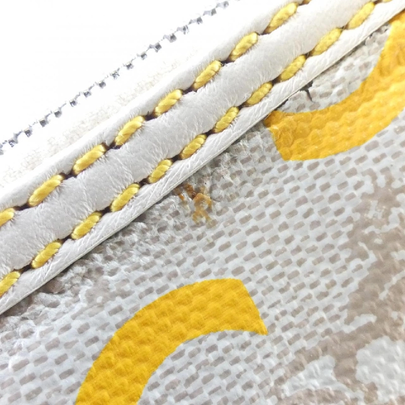 Túi phụ kiện Celine - Hàng hiệu Authentic 620437