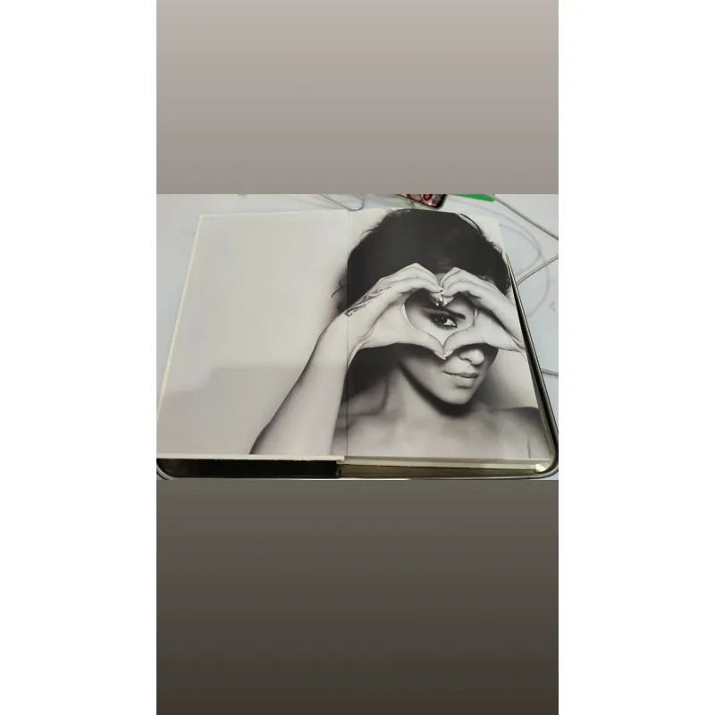 Thanh lý Cheryl Cole My story ( ngợi văn cũ, bìa cứng, khổ lớn) 932494