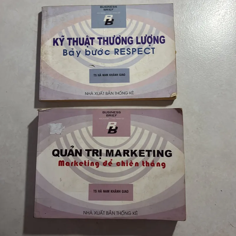 Business Brief - Hà Nam Khánh Giao (2 cuốn) 728545