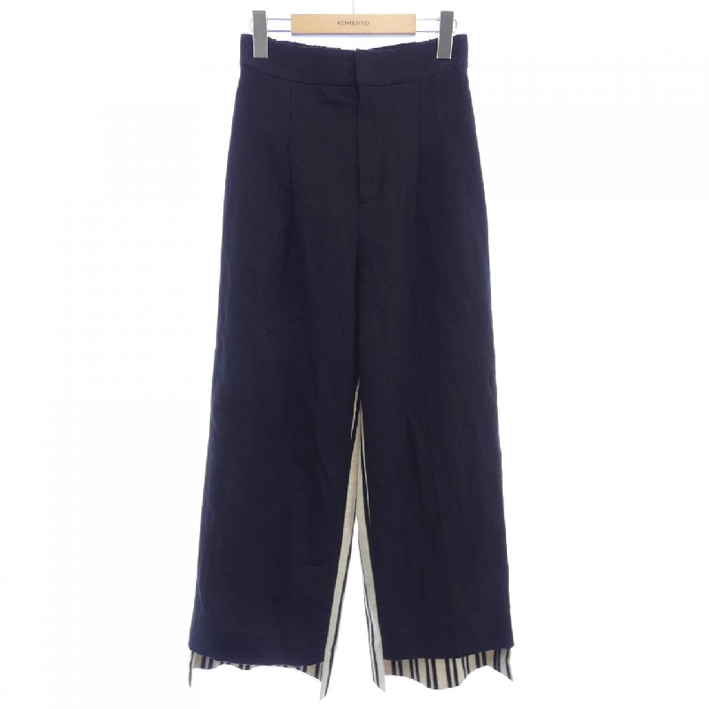 Quần ADORE - Hàng hiệu Authentic 822550