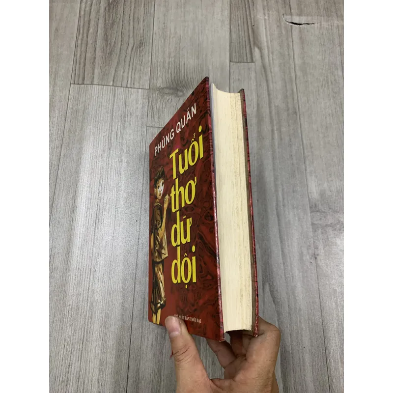 Tuổi thơ dữ dội - phùng quán. 1a4 689741