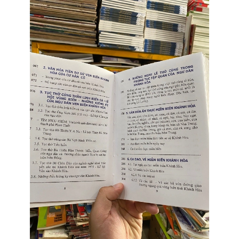 Văn hoá dân gian biển đảo Khánh Hoà những góc nhìn - Ngô Văn Ban 1013036