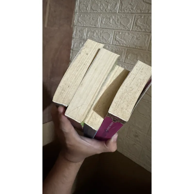 Bộ truyện cổ Nghìn lẻ một đêm , bìa hiếm 719880