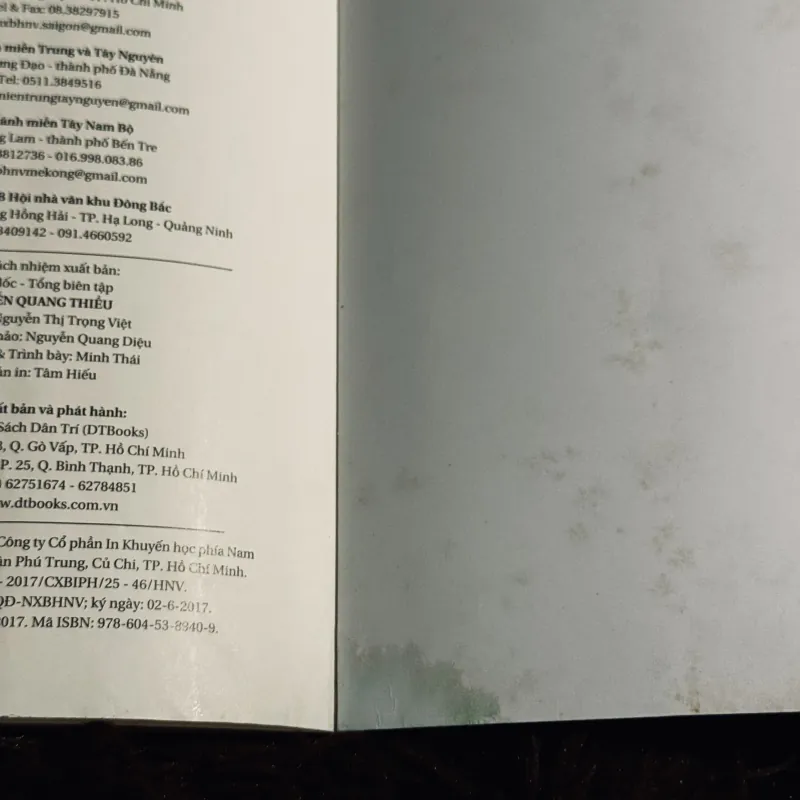 Người xa lạ 1031418