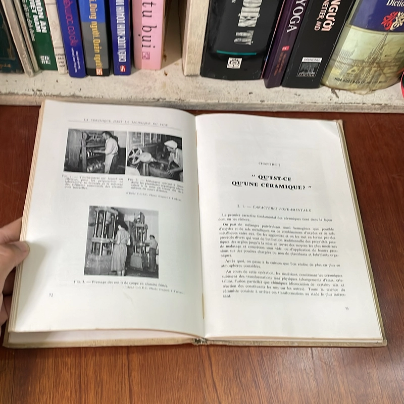 II Sách Tiếng Pháp: Thuỷ Tinh Và Gốm Sứ Trong Công Nghệ Chân Không - 1962 525495