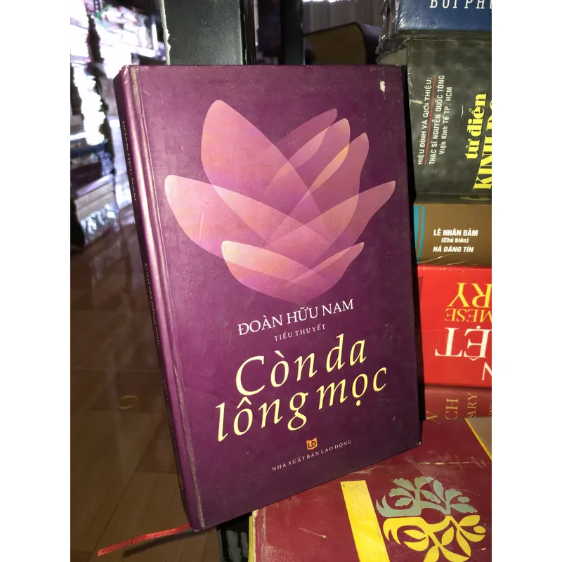 Còn da lông mọc 658172