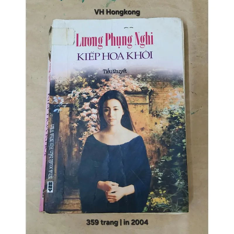 Văn học Hongkong: KIẾP HOA KHÔI (Lương Phụng Nghi) 702586
