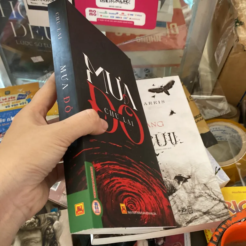 Mưa đỏ của nhà văn Chu Lai 1017598