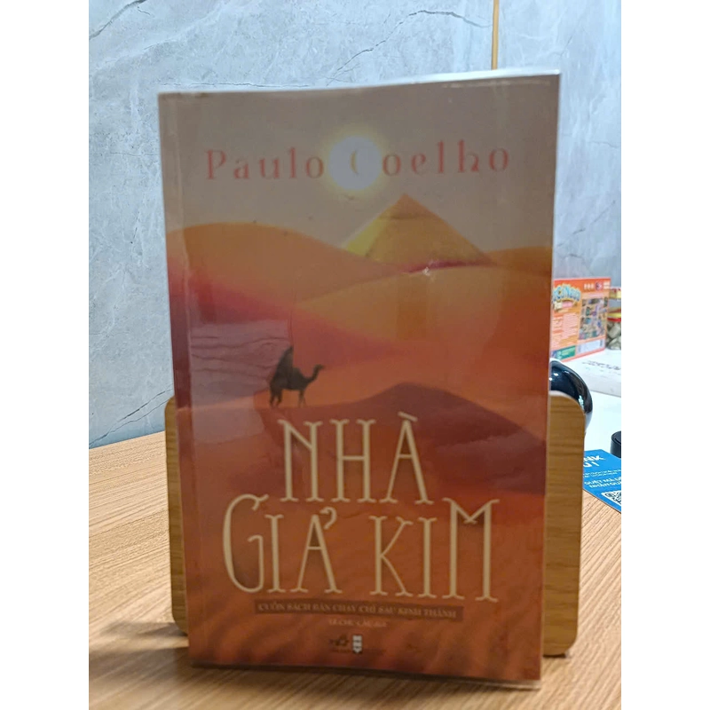 Nhà giả kim - Paulo Coelho (mới 99%) 357821