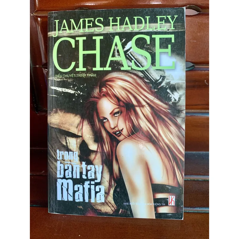 Trong bàn tay mafia 1006176