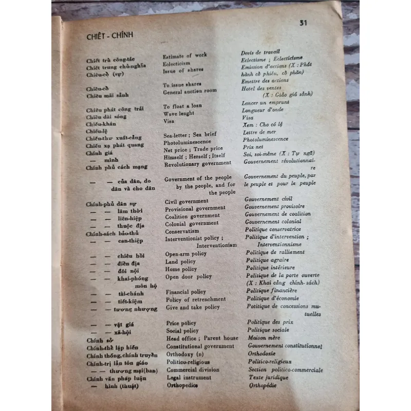 Từ điển tam ngữ  620 trang - VIÊT ANH PHAP PHÁP ANH VIÊT ANH PHÁP VIỆT 722408
