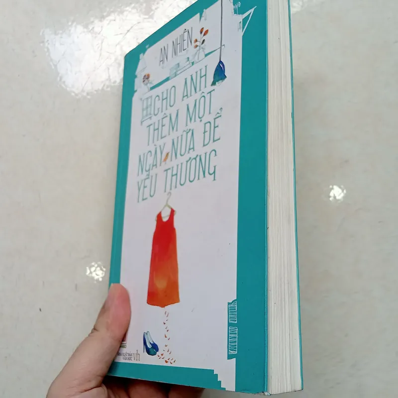 Cho anh thêm một ngày nữa để yêu thương 📚 734690