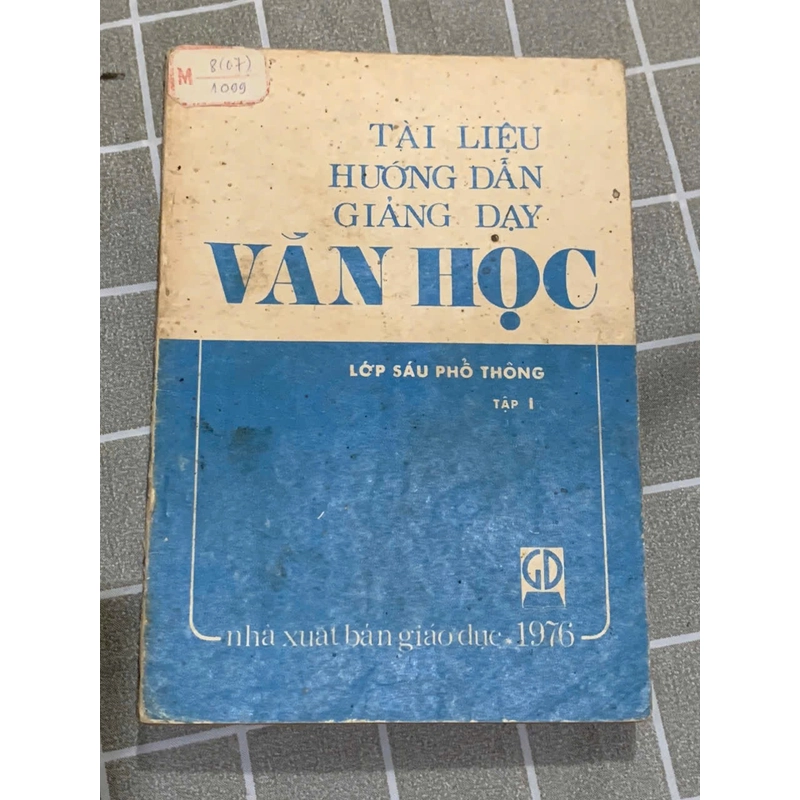Tài liệu hướng dẫn giảng dạy văn học- 1976 544437
