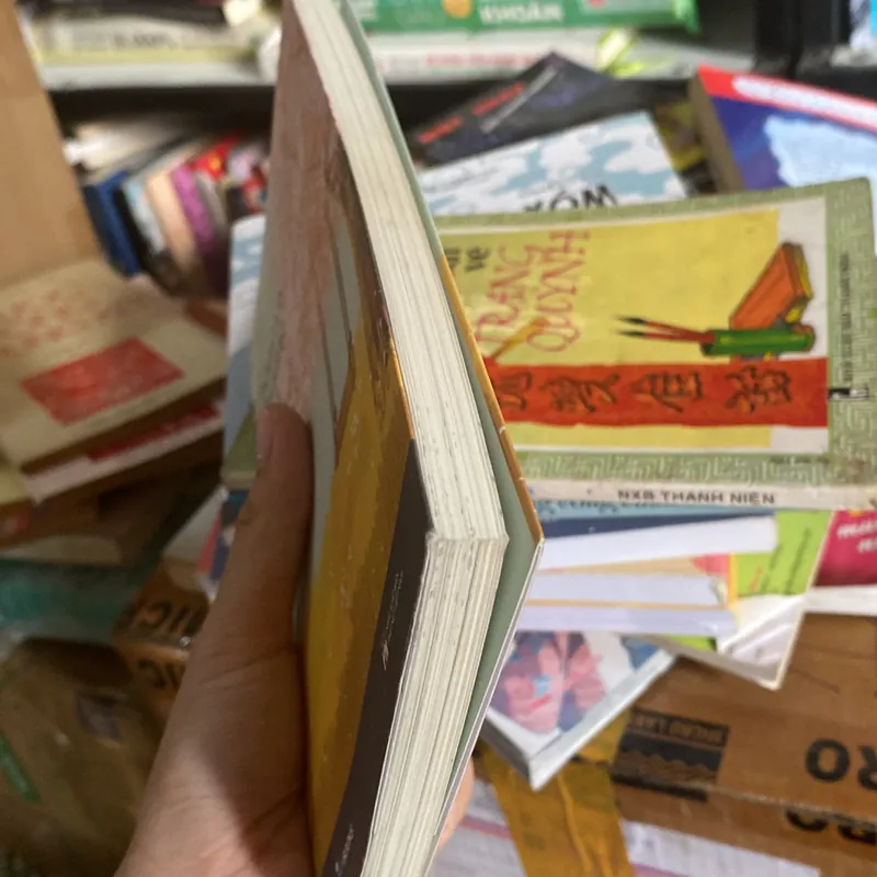 Hôm nay thương nhớ Rơi vỡ lòng ai 695674