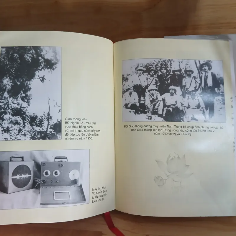 Lịch Sử Bưu Điện Việt Nam (Bộ 2 Tập) 733495