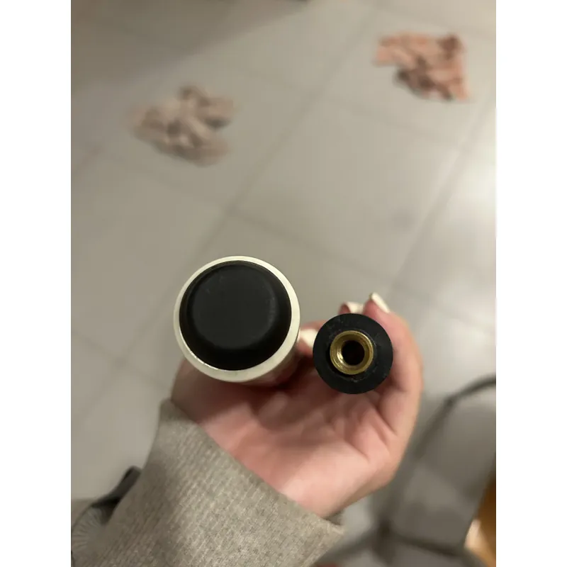 Em ở HCM BÌNH THẠNH GIÁ 250k ạ 684262