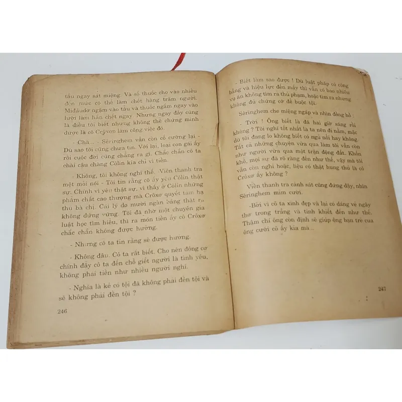 Truyện trinh thám cổ điển Anh: NGƯỜI ĐÀN BÀ NGÃ XUỐNG BIỂN (Anthony Berkeley) 785511